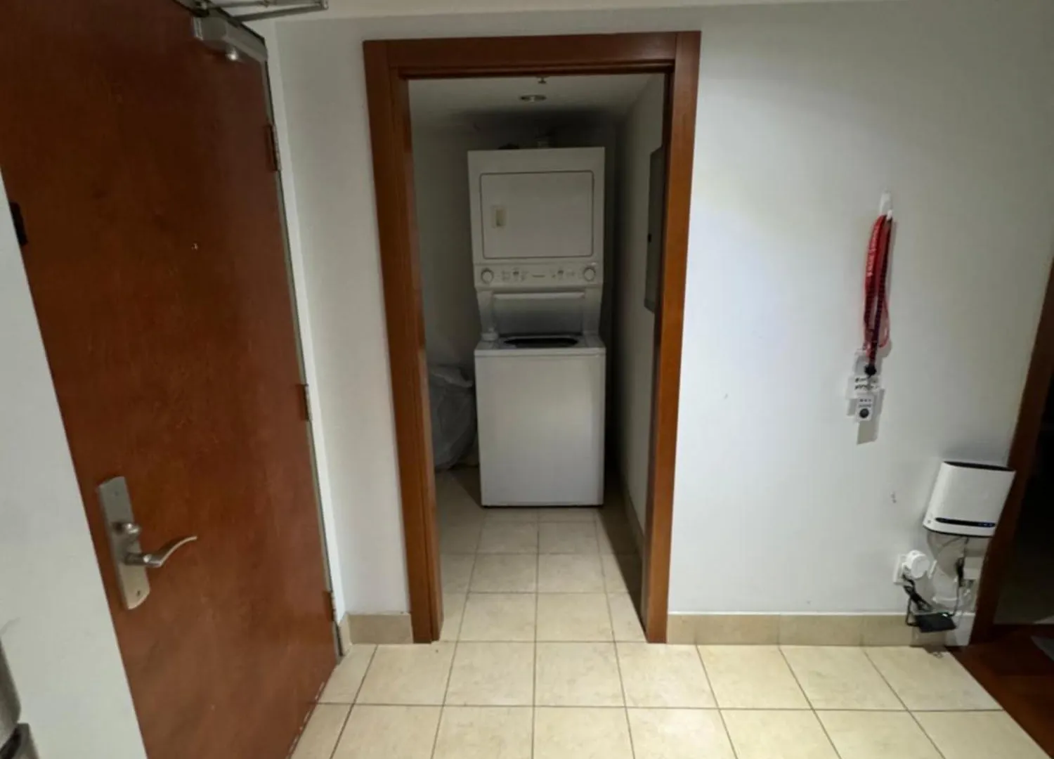 Cozy 1 bedroom in the heart of Old Port Montreal 0*,
