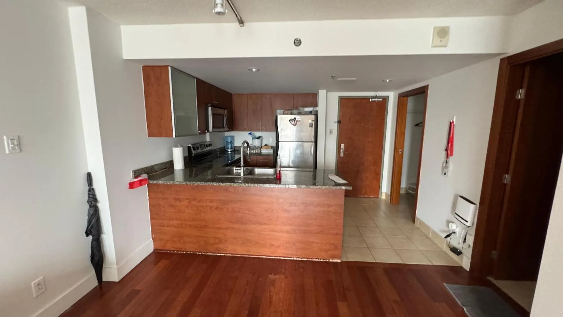 Cozy 1 bedroom in the heart of Old Port Montreal 0*,  Canada