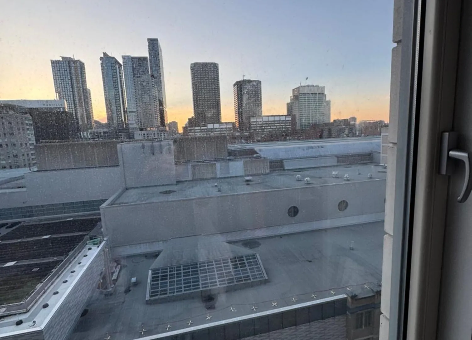 Cozy 1 Bedroom In The Heart Of Old Port Montreal